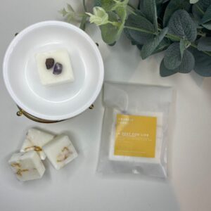 A Zest For Life Wax Melt: Lemon Zest Scented, Amethyst and Tiger's Eye Infused - Natural Soy Wax - Cruelty - Free -  UK Made